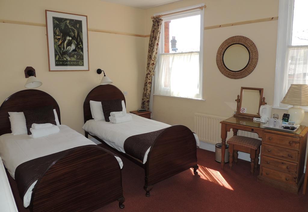 Railway Hotel Faversham Ruang foto
