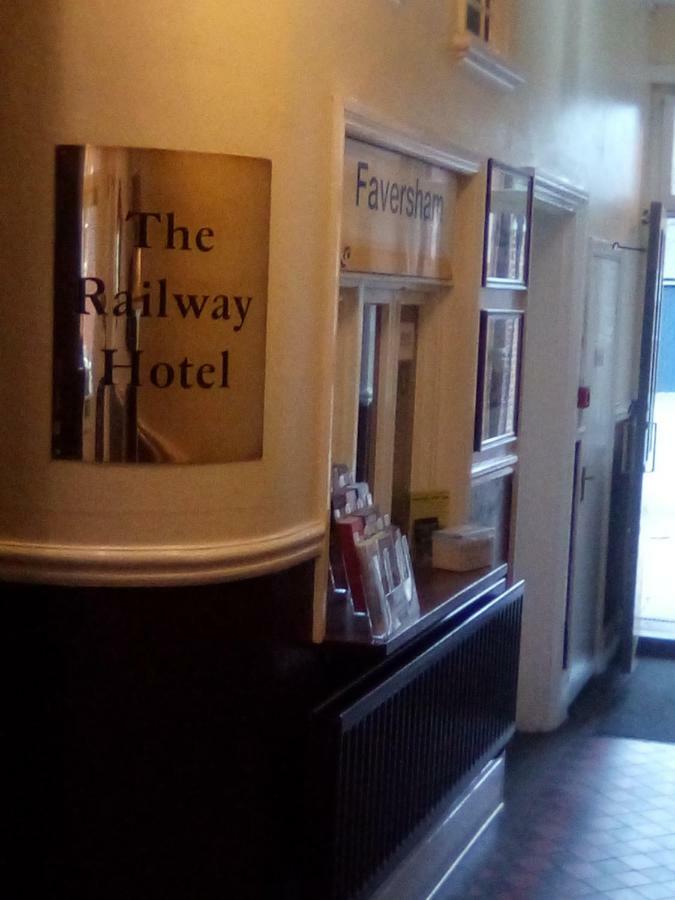 Railway Hotel Faversham Bagian luar foto