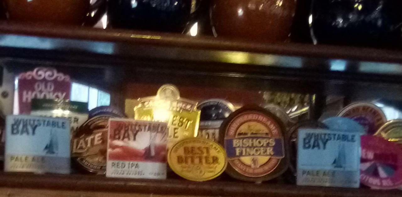 Railway Hotel Faversham Bagian luar foto