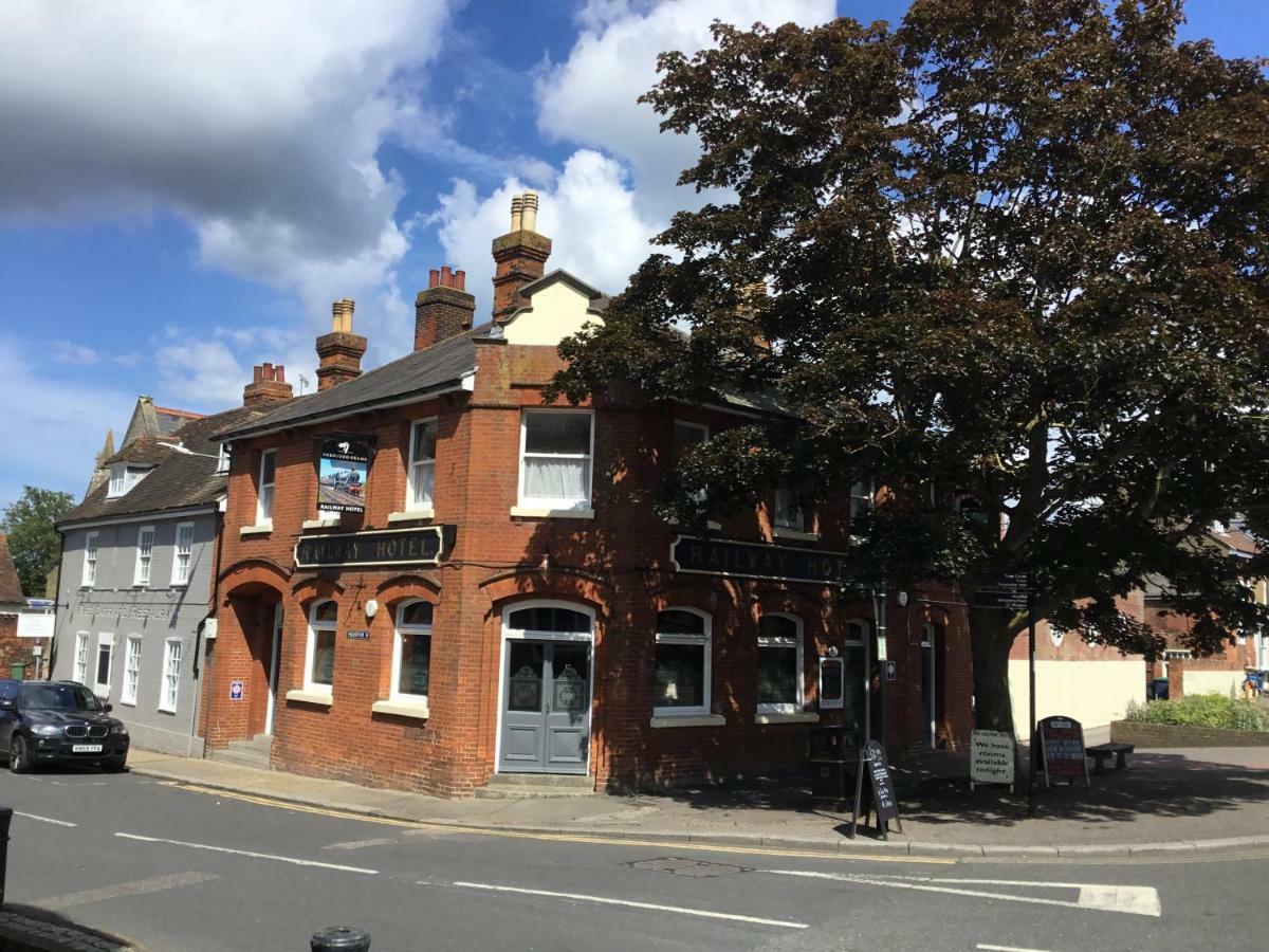 Railway Hotel Faversham Bagian luar foto