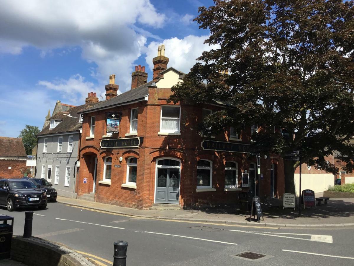 Railway Hotel Faversham Bagian luar foto
